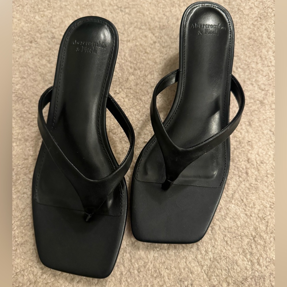 Abercrombie & Fitch Kitten Heels